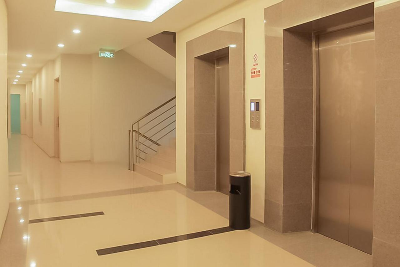 Hotel Mutiara Mitra Reddoorz Padang Sidempuan Exterior photo
